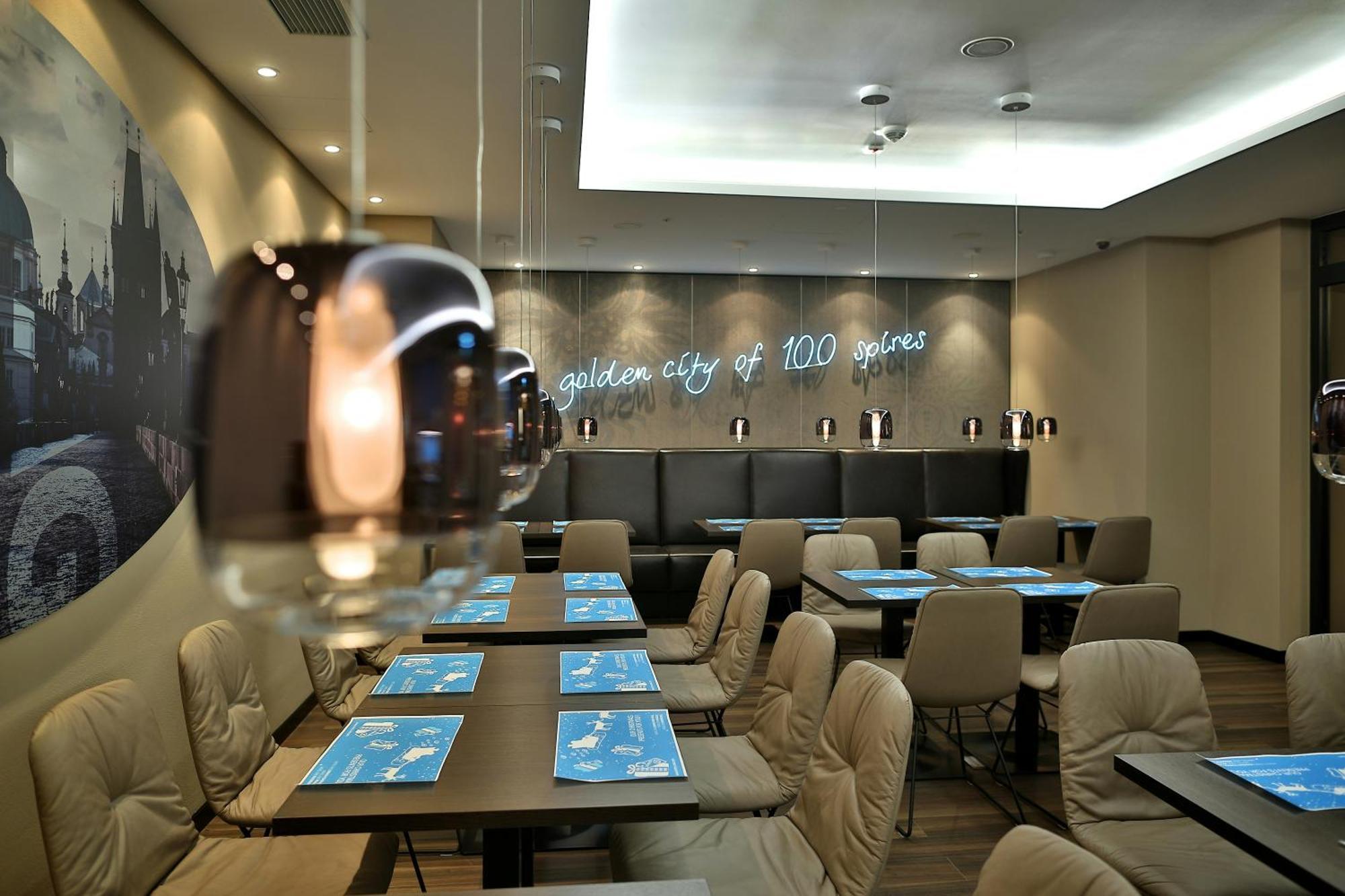 Motel One Prague-Florentinum — Photos 1